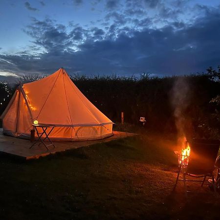 Roe Deer Meadow At Carr House Farm Hotel สการ์โบโรห์ ภายนอก รูปภาพ